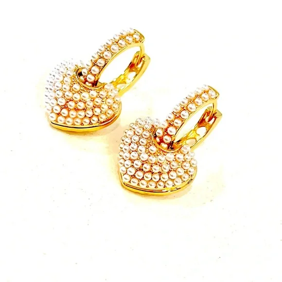New Gold Plated Pearl Heart Huggie Hoop Earrings - Picture 5 of 6